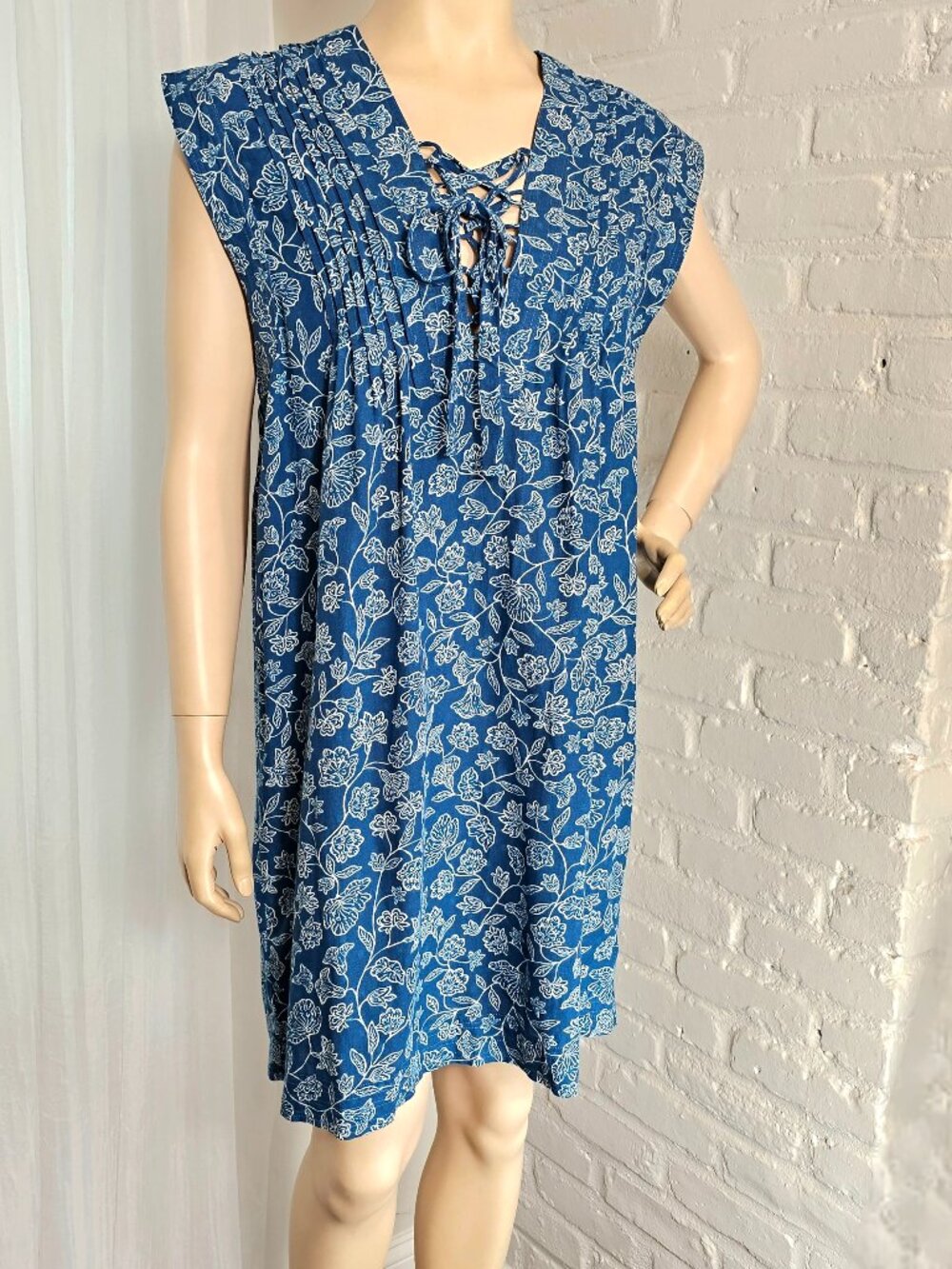 NWT Faherty x b.Yellowtail Cameo Cove Dress Size M Navy Floral Cotton Midi